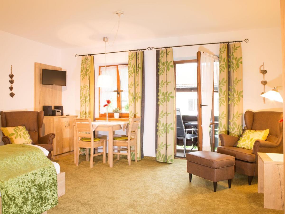 Ahorn-Appartements - Chiemgau Karte 인젤 외부 사진