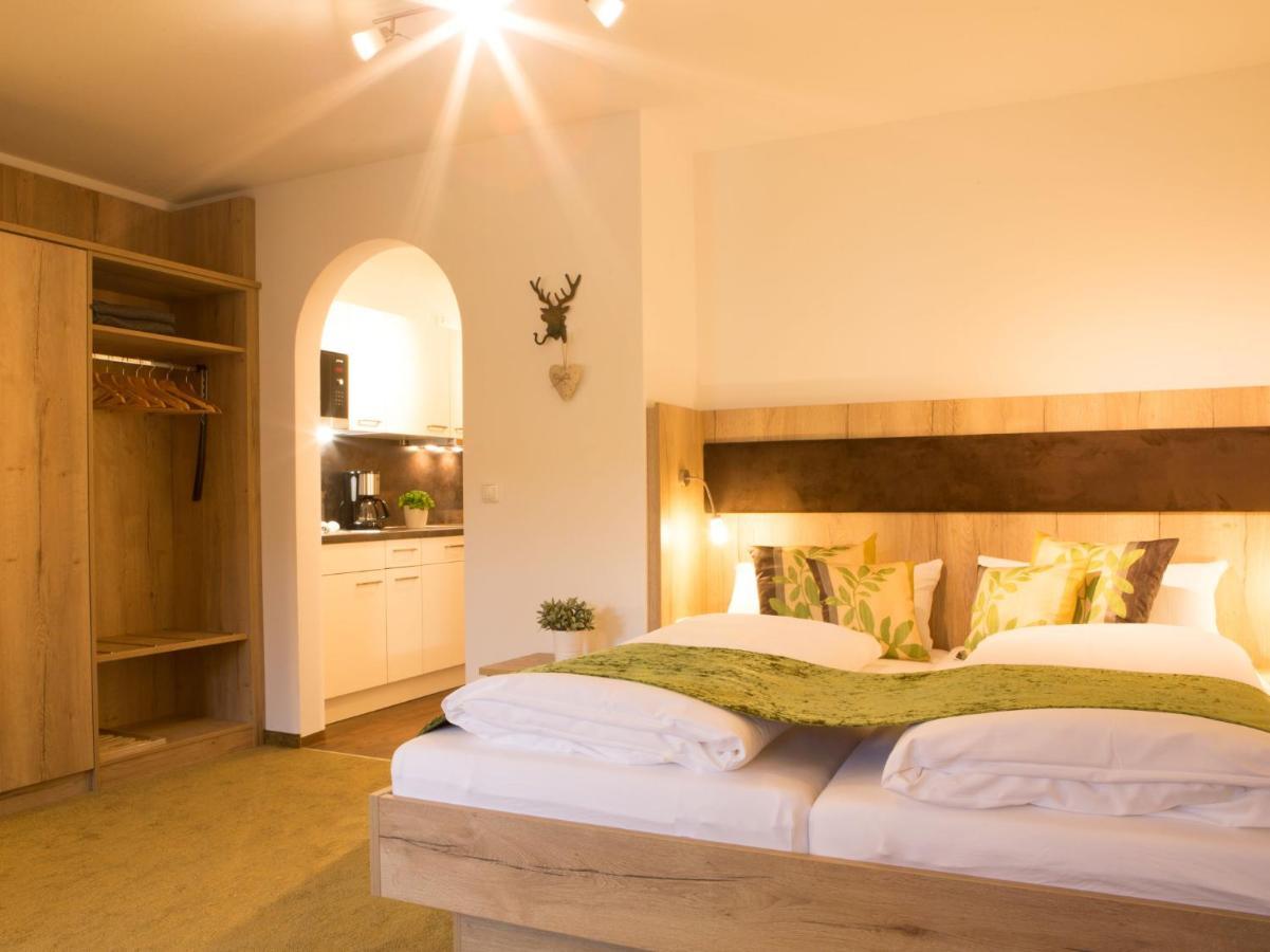 Ahorn-Appartements - Chiemgau Karte 인젤 외부 사진
